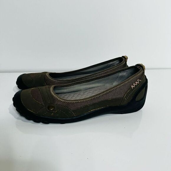 Pr!vo by Clarks Comfort Slip On Shoes Gray Beige - Picture 1 of 12